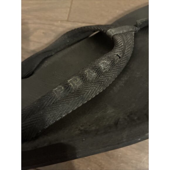 Prada Sport Men’s Authentic Solid Black Thong Flip Flops Sandals flip flops 8 - Picture 4 of 7